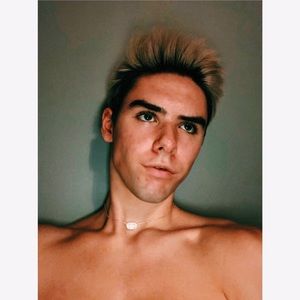 Meet your Posher, Grant